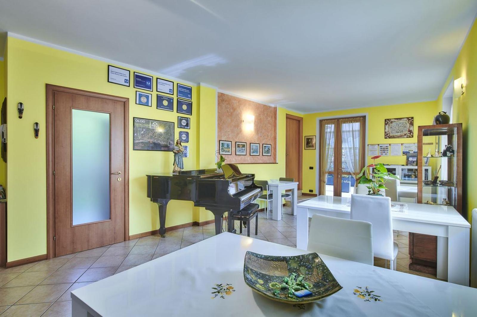 B&B-Foresteria Casa Della Musica Lake Como Mandello del Lario Exterior foto